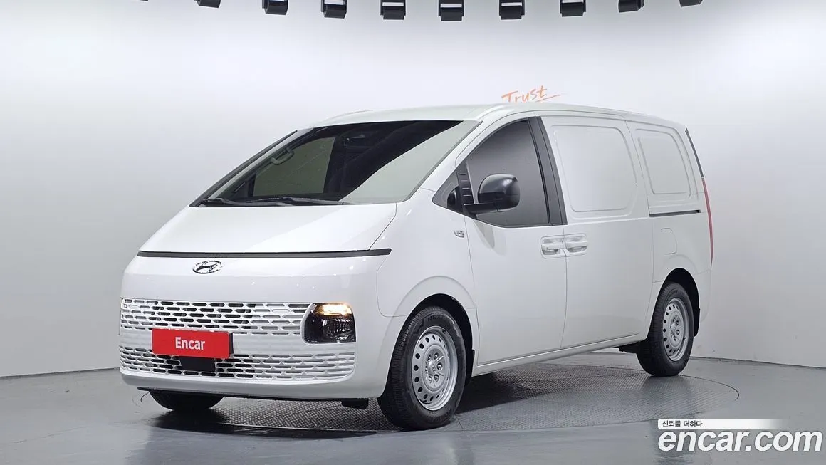 Hyundai Staria 2022 из KR, фото 1