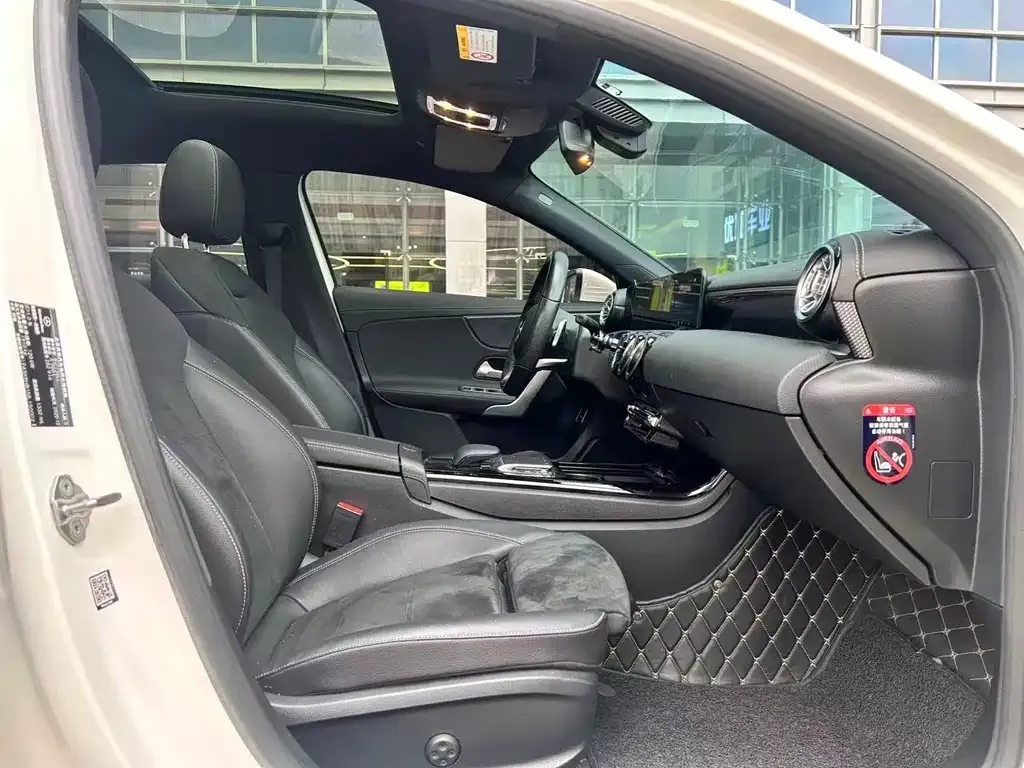 Mercedes-Benz A-Class 2021 из CN, фото 9