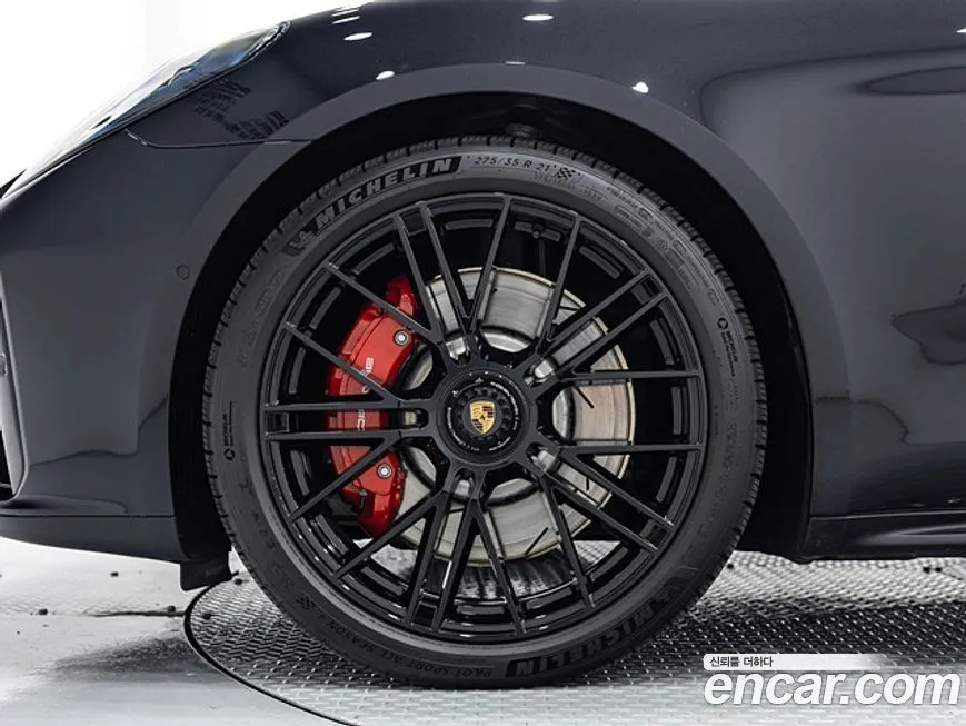 Porsche Panamera 2025 из KR, фото 5