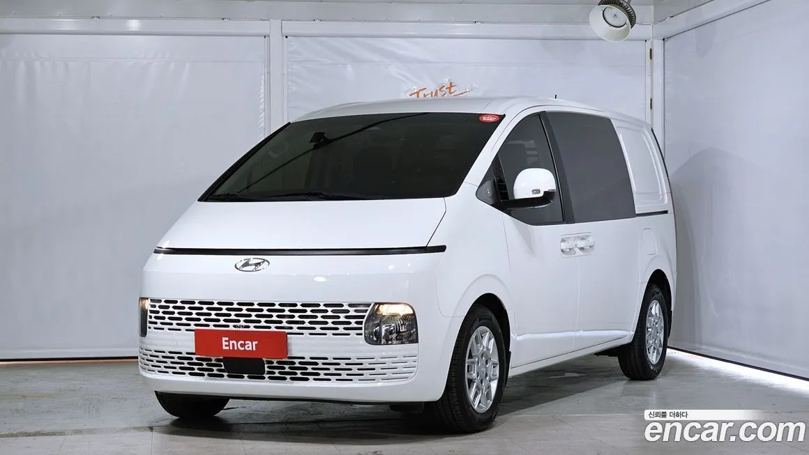 Hyundai Staria 2022 из KR, фото 1