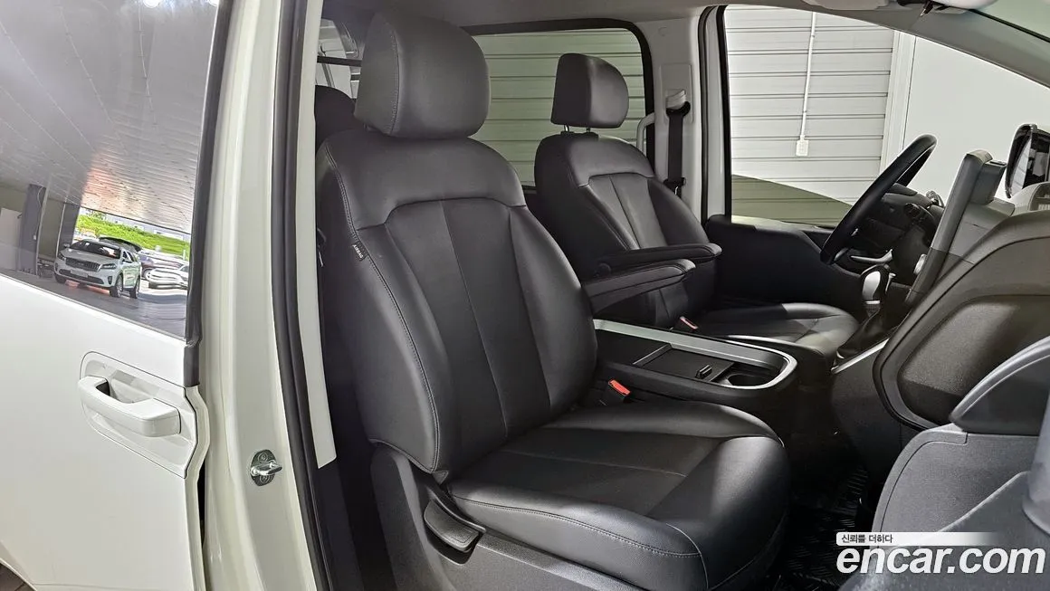 Hyundai Staria 2022 из KR, фото 10
