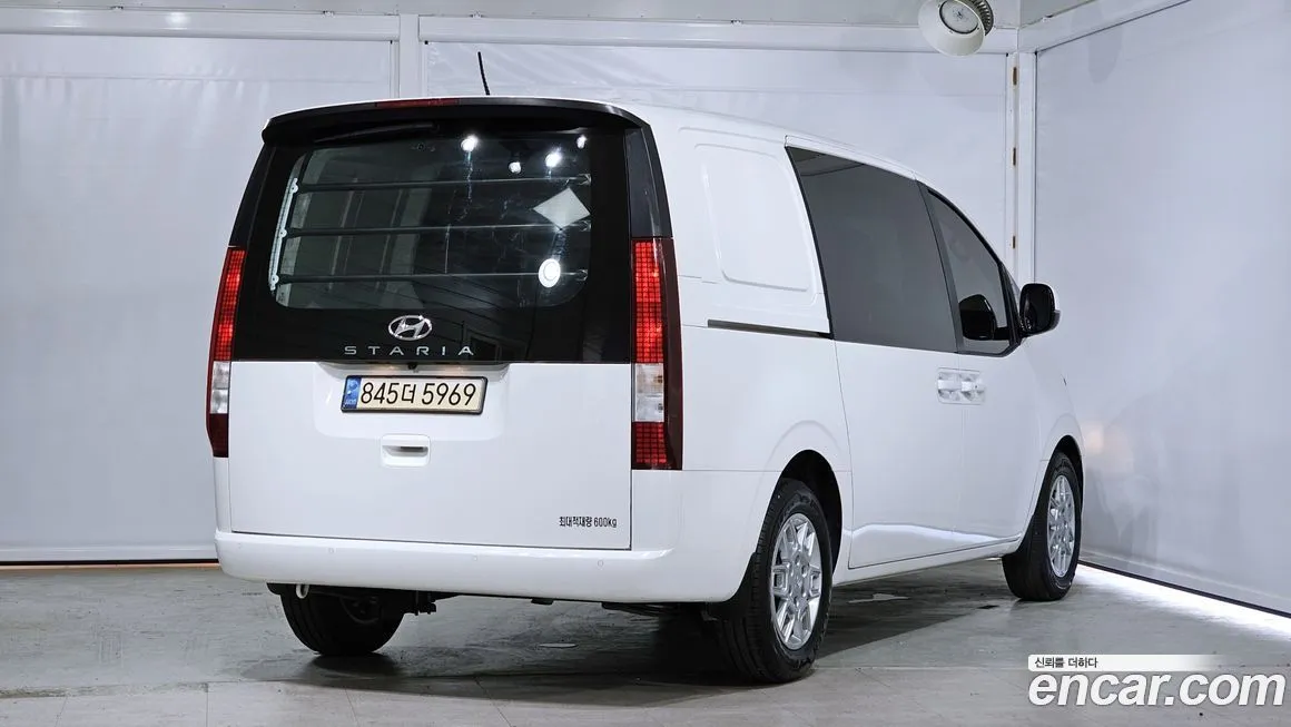Hyundai Staria 2022 из KR, фото 2