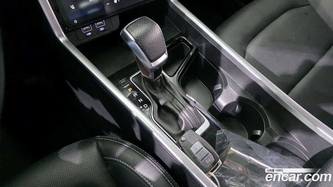 KG Mobility (Ssangyong) Torres 2023 из KR, фото 9