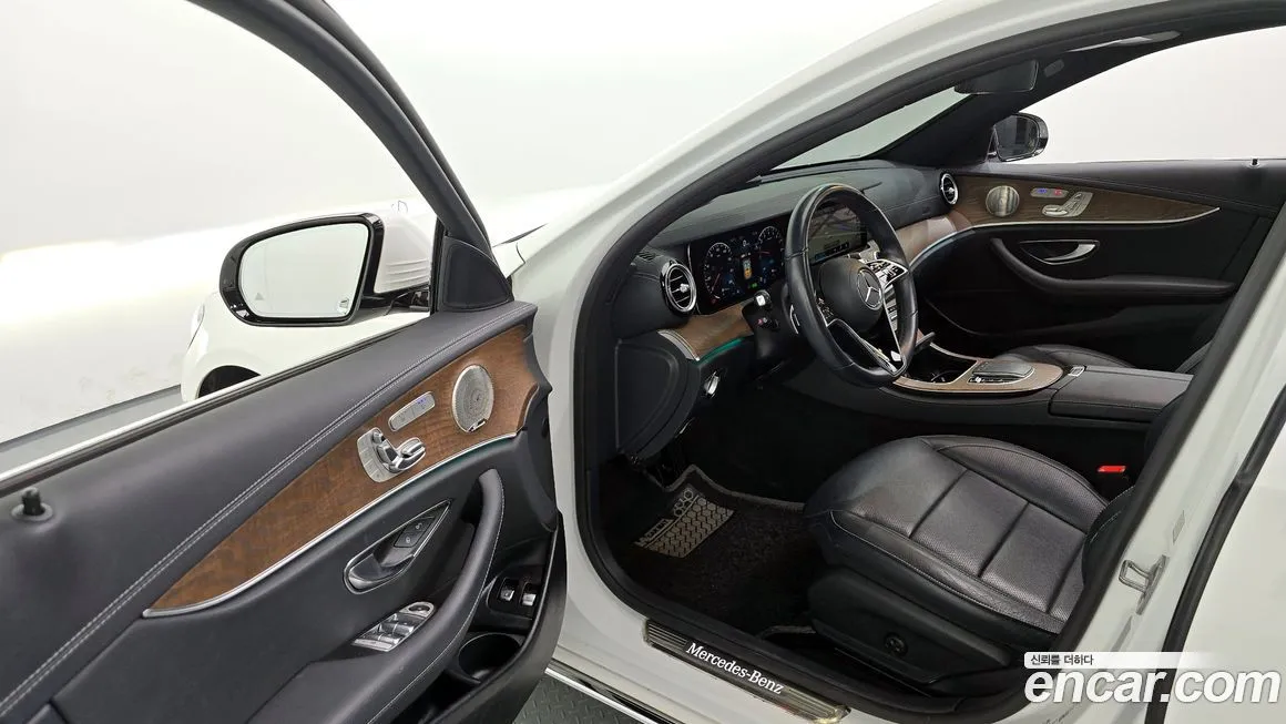 Mercedes-Benz E-Class 2021 из KR, фото 10