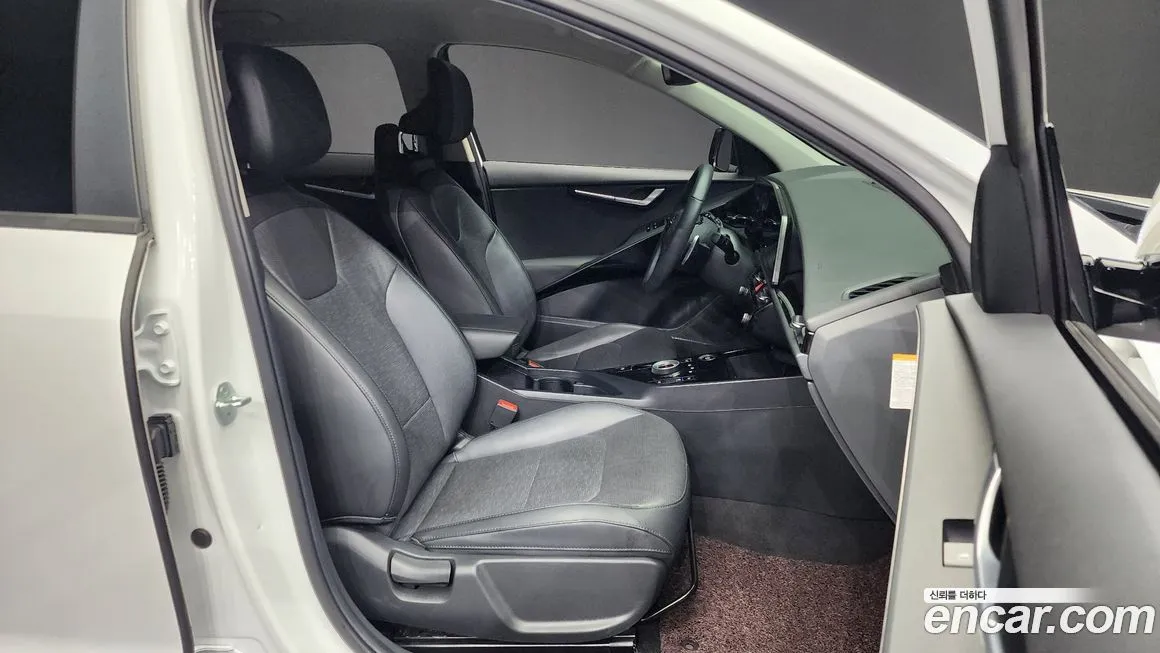 Kia Niro — фото 10