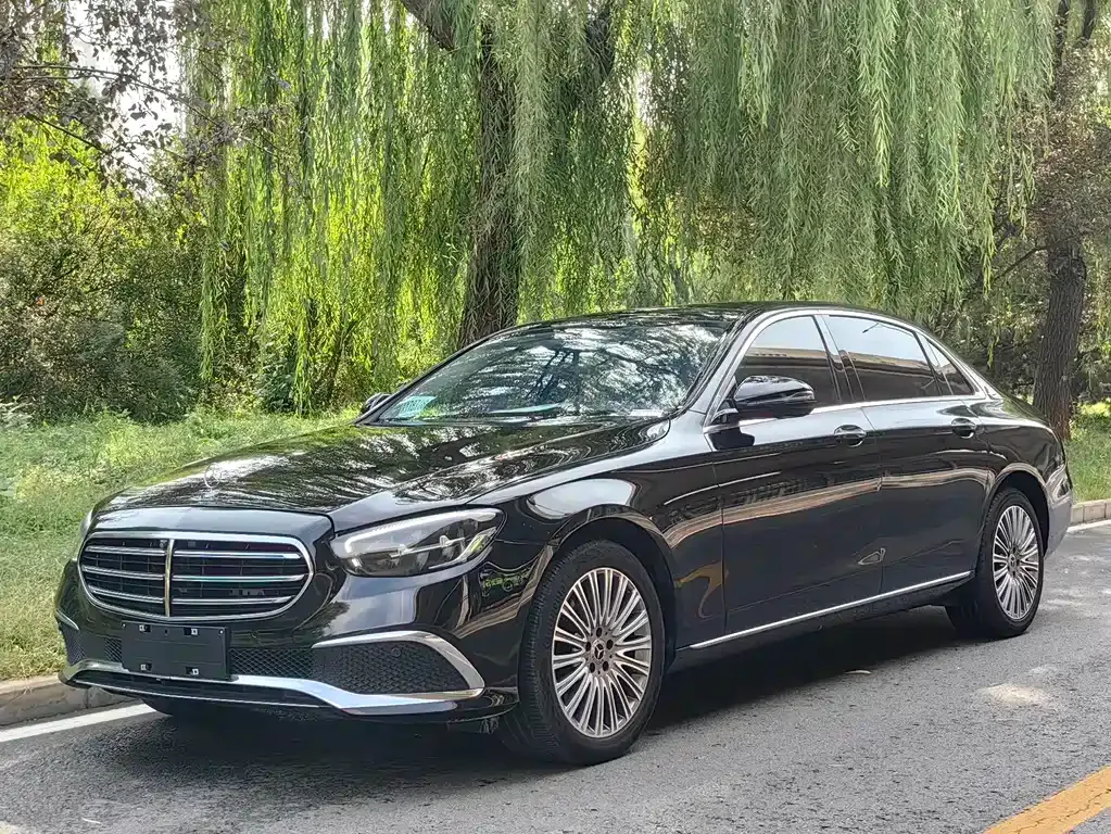 Mercedes-Benz E-Class 2023 из CN, фото 1