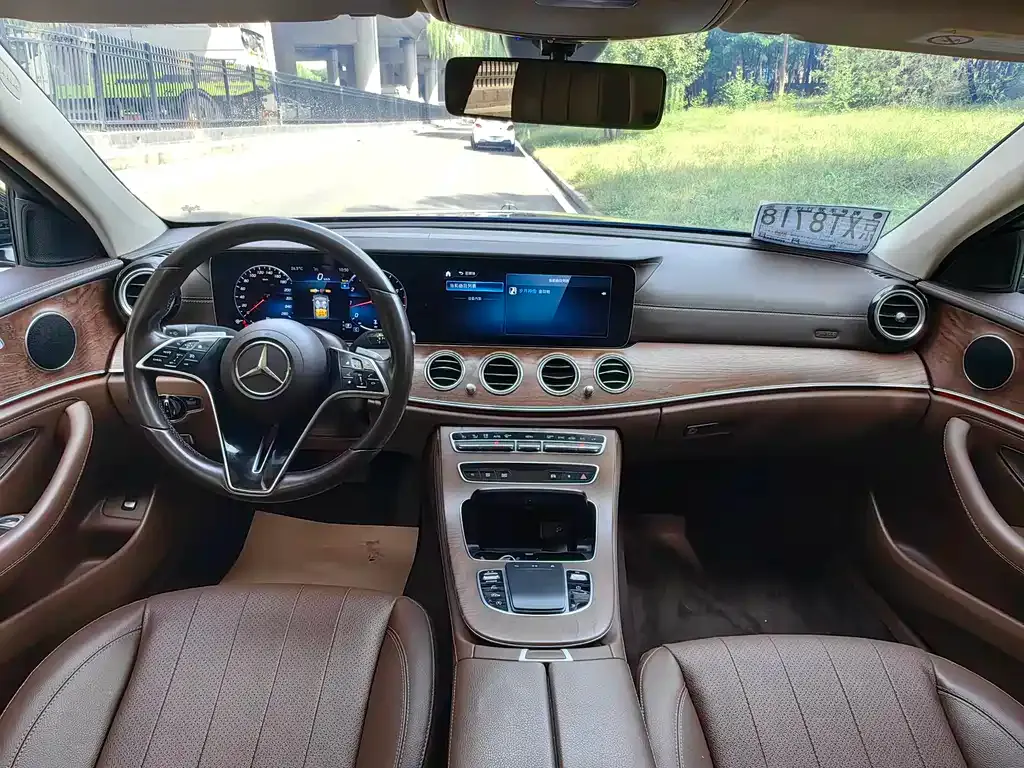 Mercedes-Benz E-Class 2023 из CN, фото 8