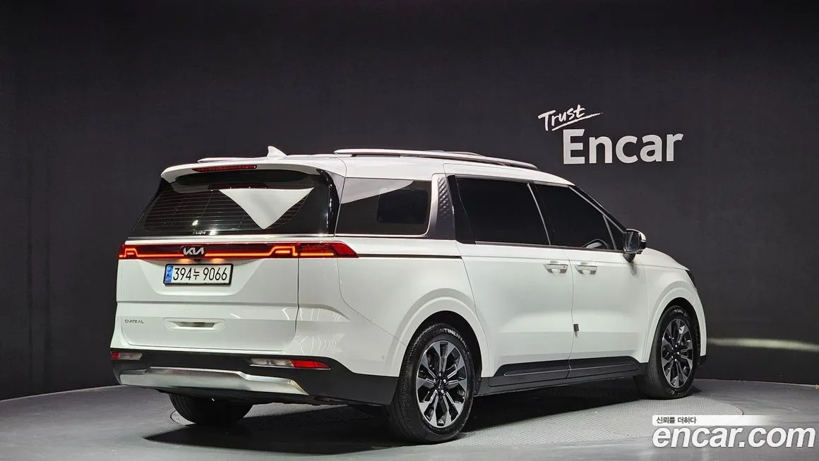 Kia Carnival — фото 2