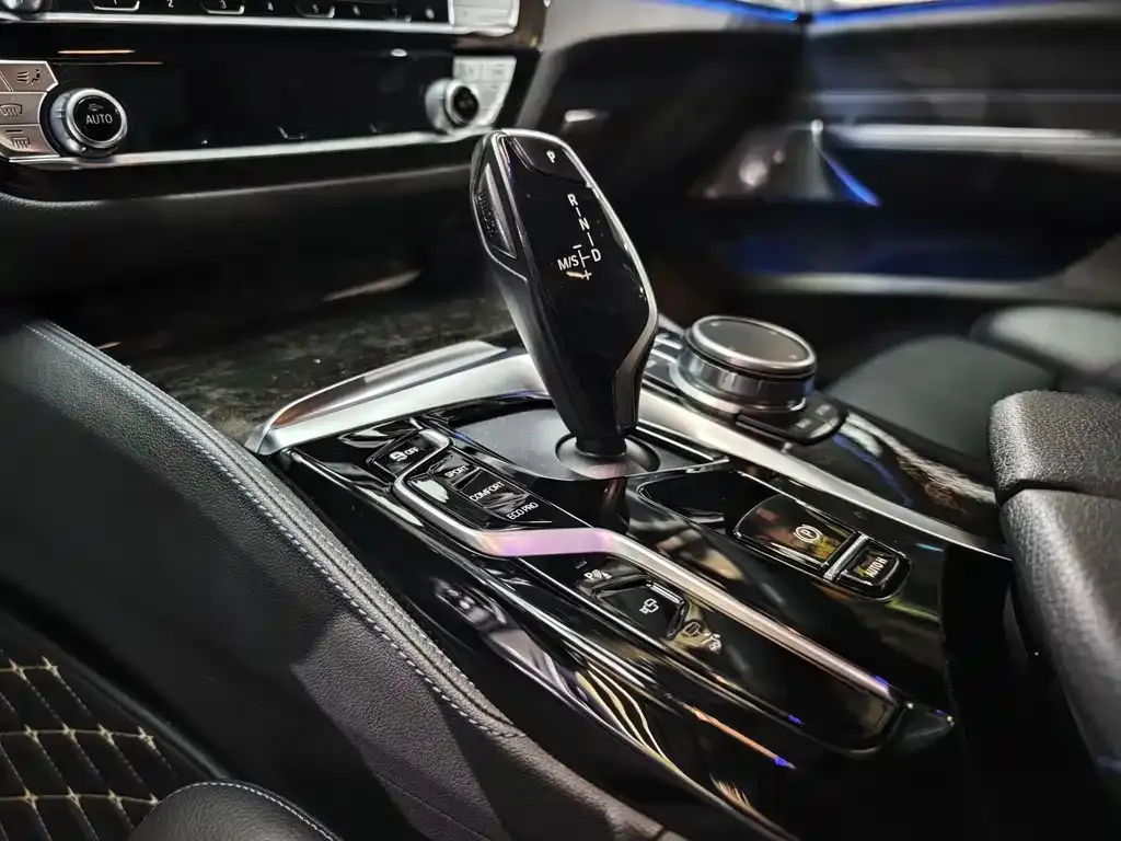 BMW 6 Series GT 2022 из CN, фото 6
