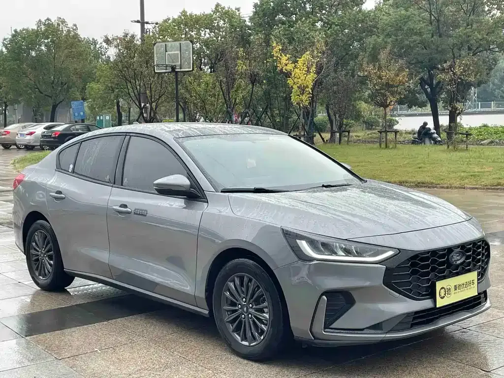 Ford Focus 2022 из CN, фото 3