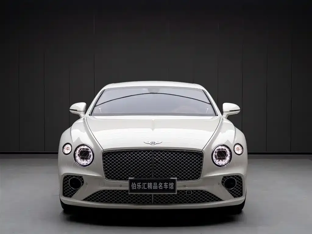 Bentley Continental 2022 из CN, фото 3