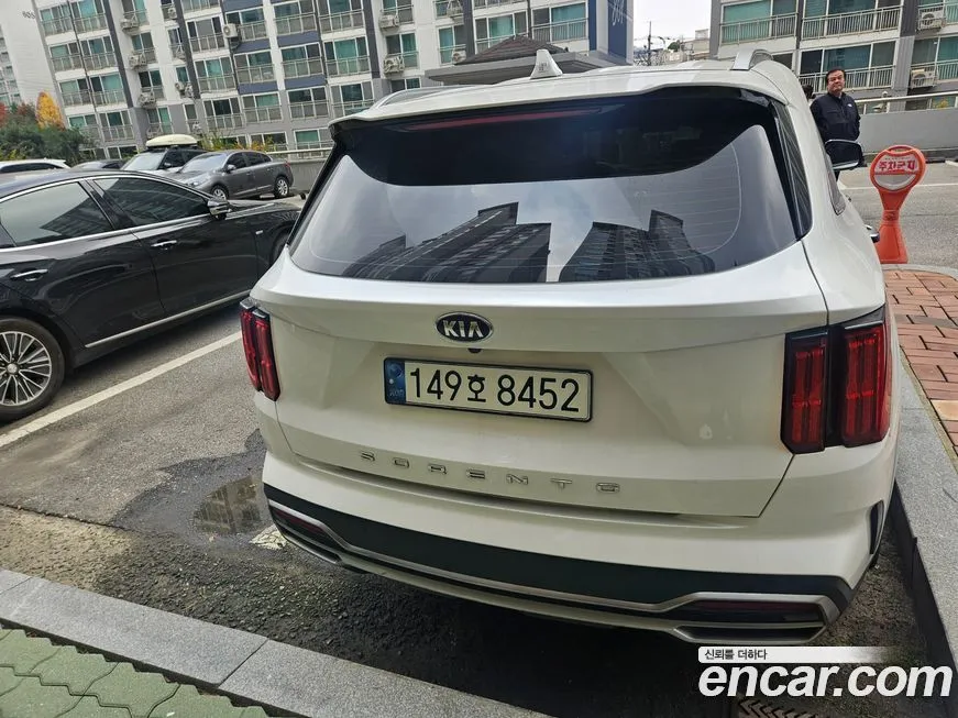 Kia Sorento — фото 4