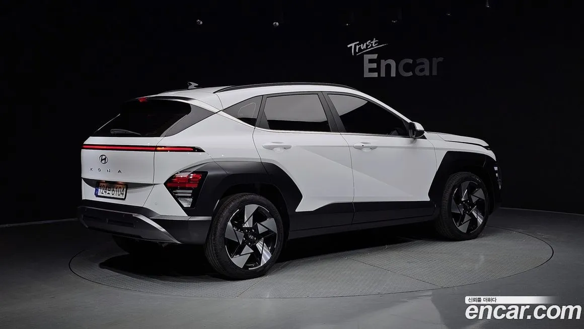 Hyundai Kona — фото 2