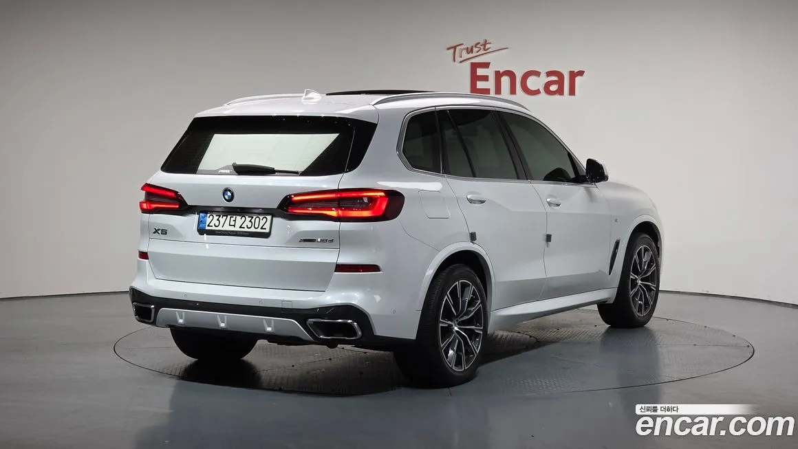 BMW X5 2021 из KR, фото 2