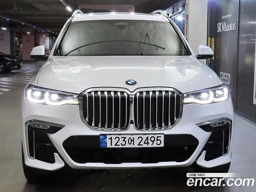 BMW X7 — фото 2