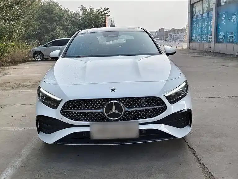 Mercedes-Benz A-Class 2024 из CN, фото 6