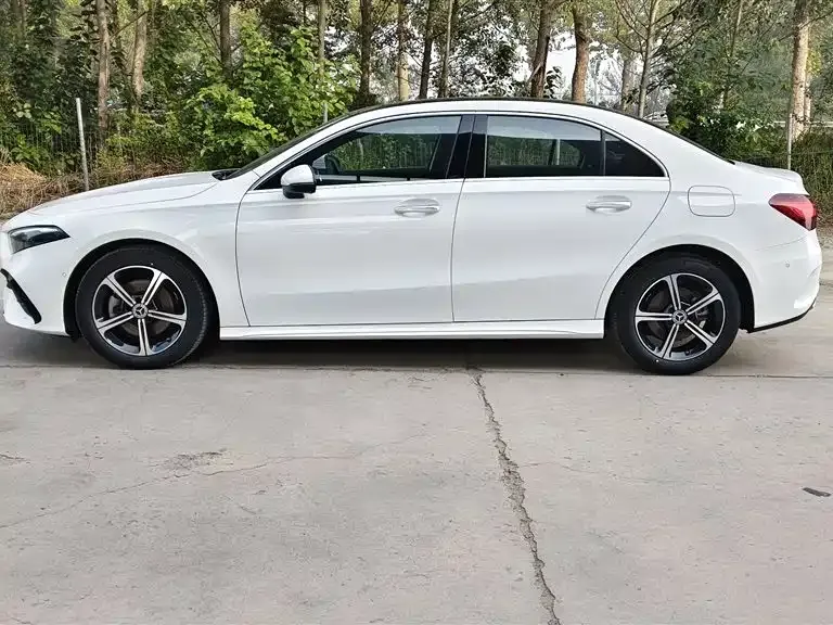 Mercedes-Benz A-Class 2024 из CN, фото 9