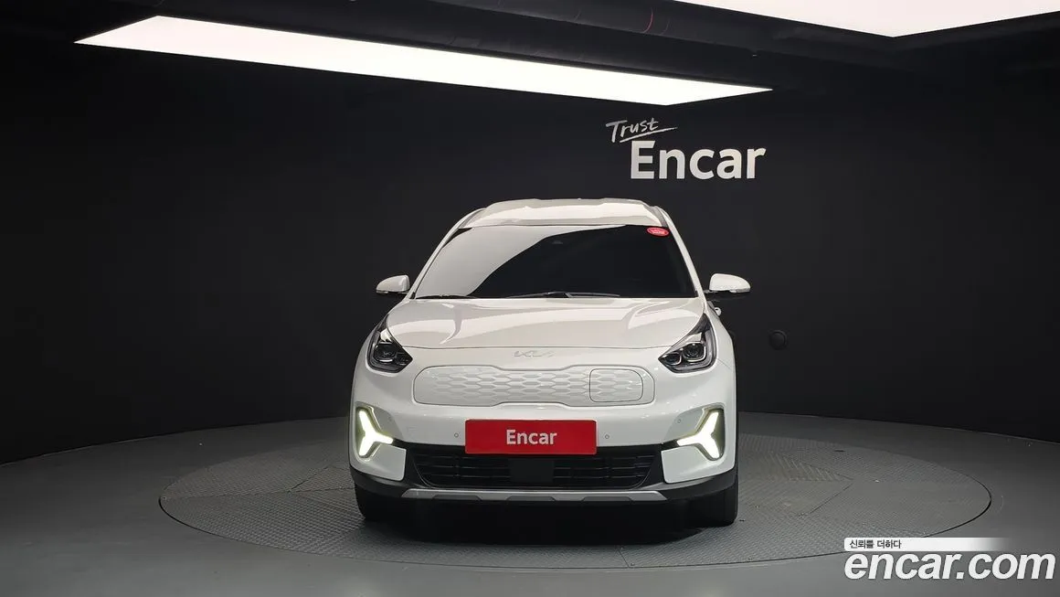 Kia Niro 2023 из KR, фото 3