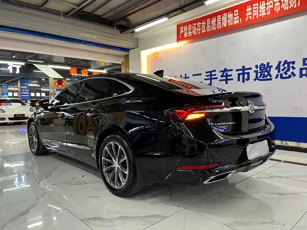 Buick LaCrosse 2022 из CN, фото 3