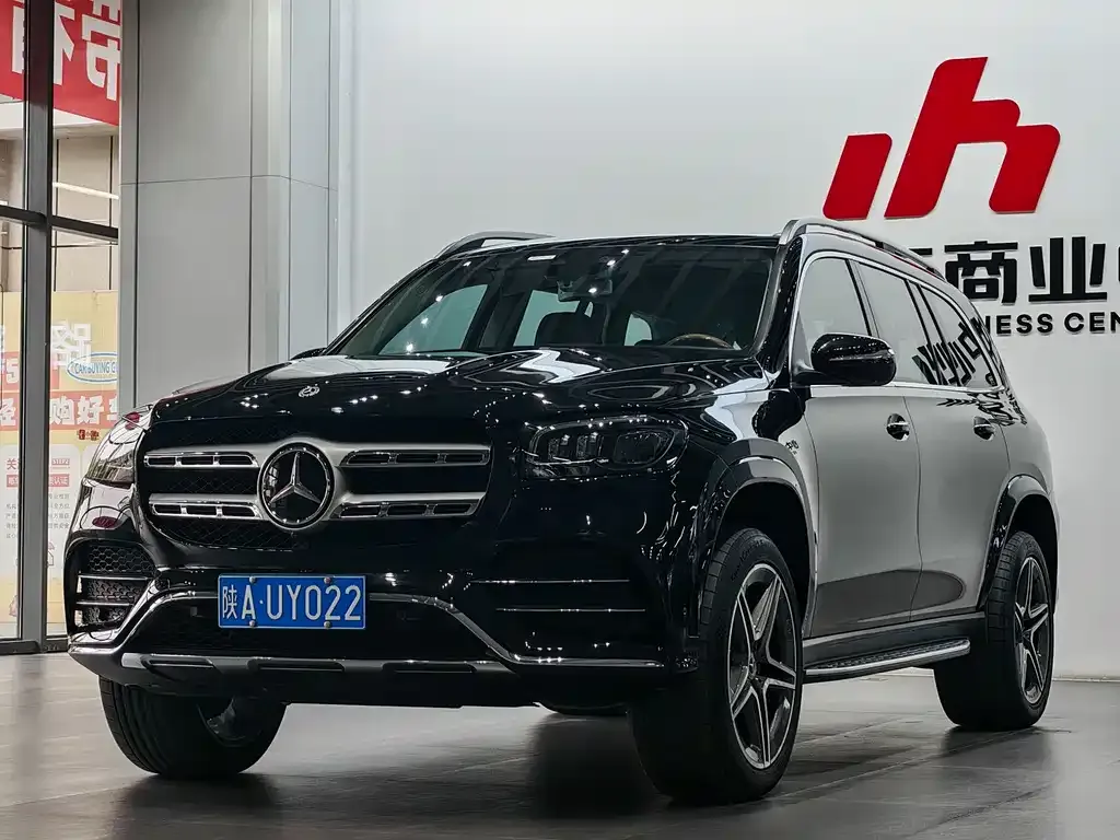 Mercedes-Benz GLS — фото 1