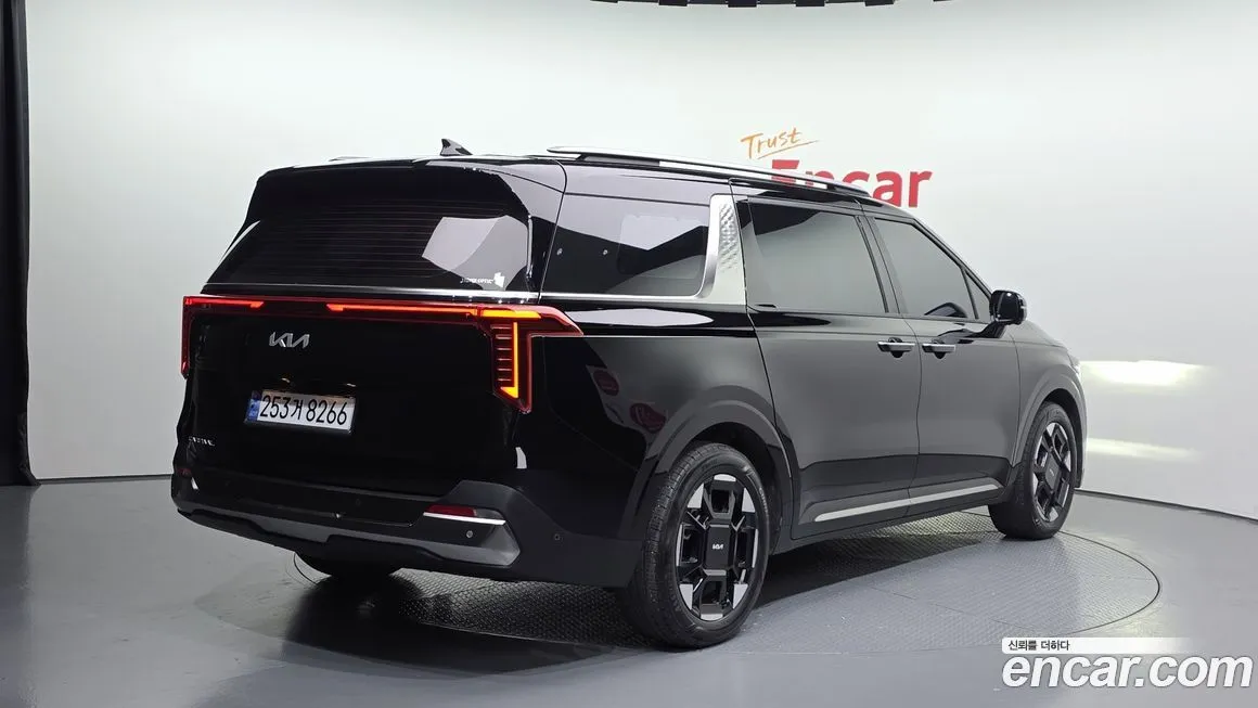 Kia Carnival 2025 из KR, фото 2