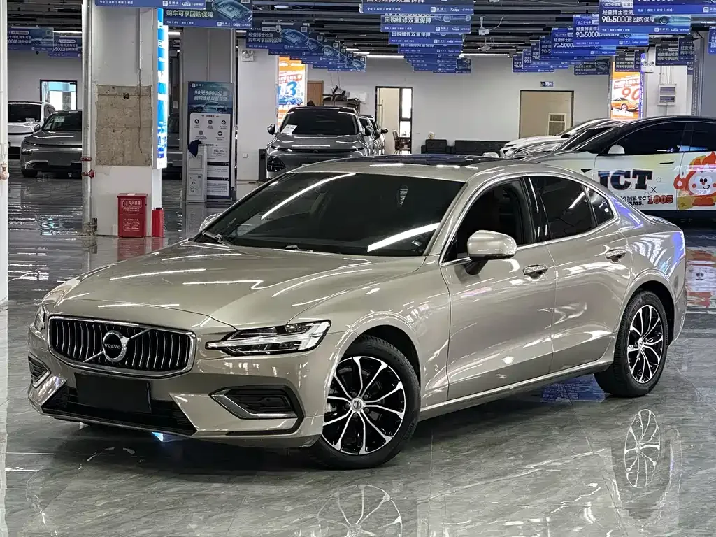 Volvo S60 — фото 2