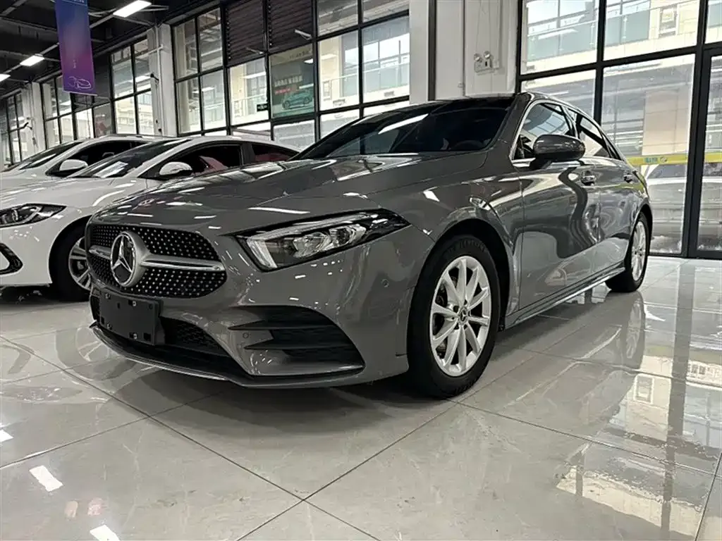 Mercedes-Benz A-Class — фото 1