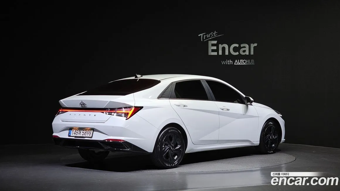Hyundai AVANTE — фото 2