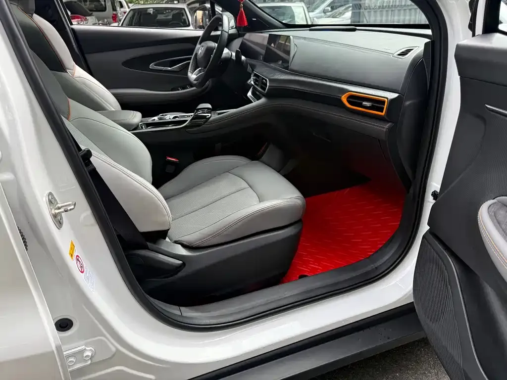 Changan UNI-T 2021 из CN, фото 9