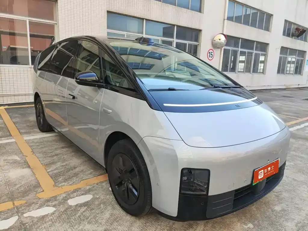 Li Auto MEGA 2024 из CN, фото 5
