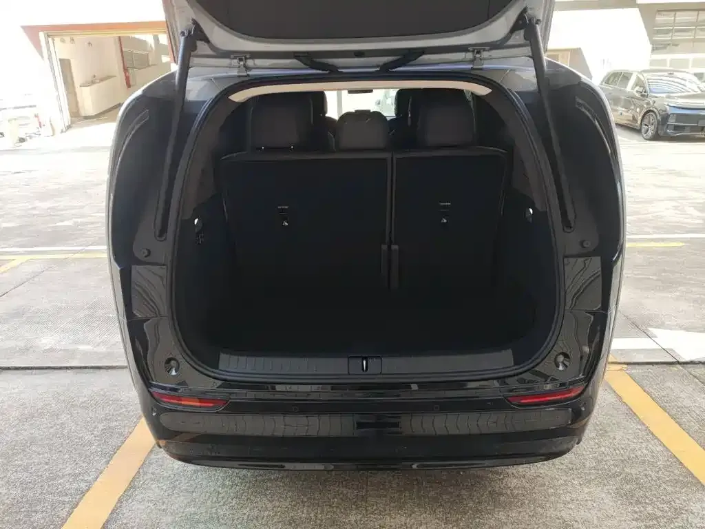 Li Auto MEGA 2024 из CN, фото 9