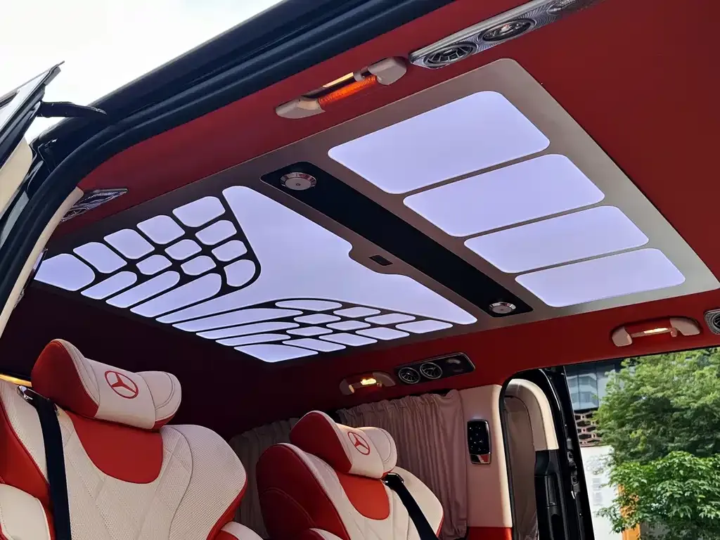 Mercedes-Benz Vito 2023 из CN, фото 10