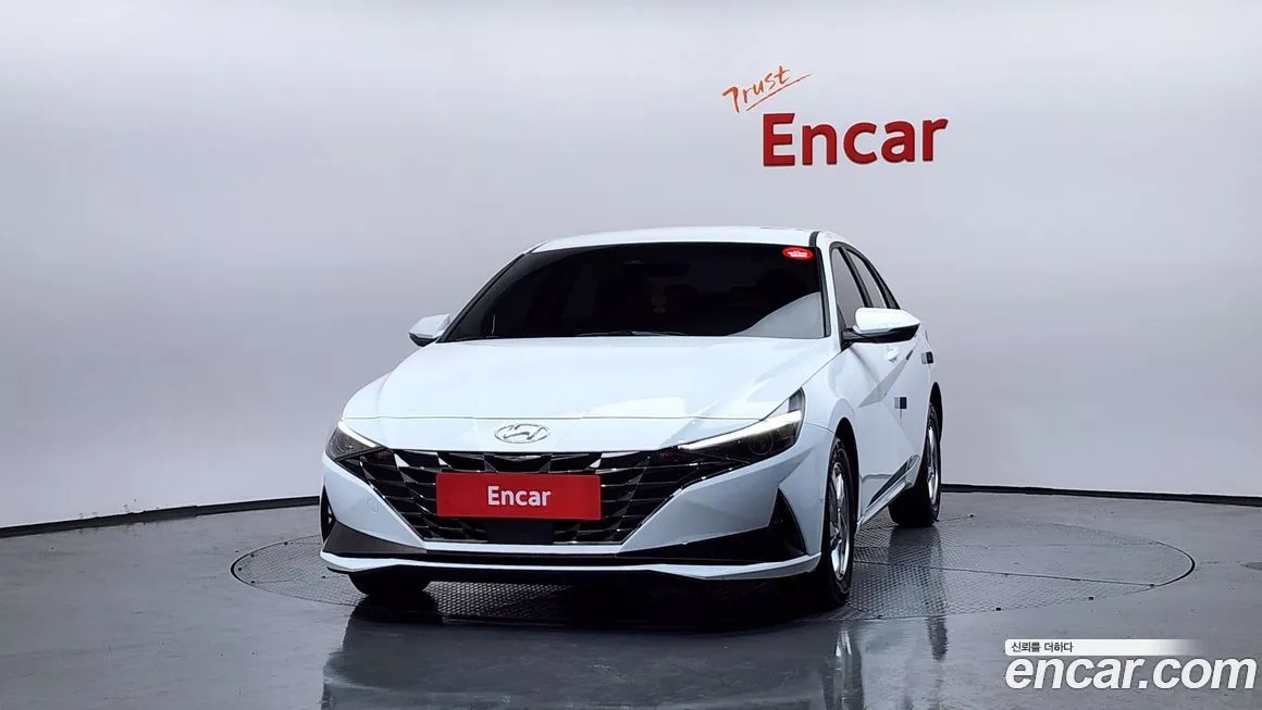 Hyundai AVANTE 2022 из KR, фото 3