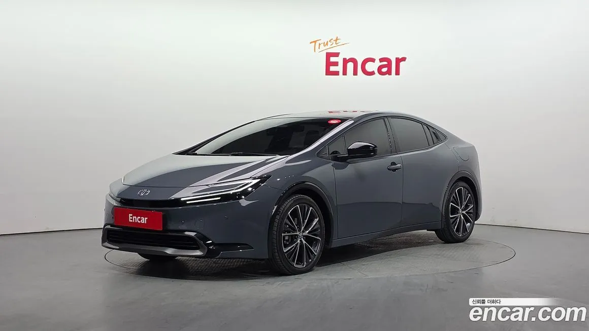 Toyota Prius 2024 из KR, фото 1