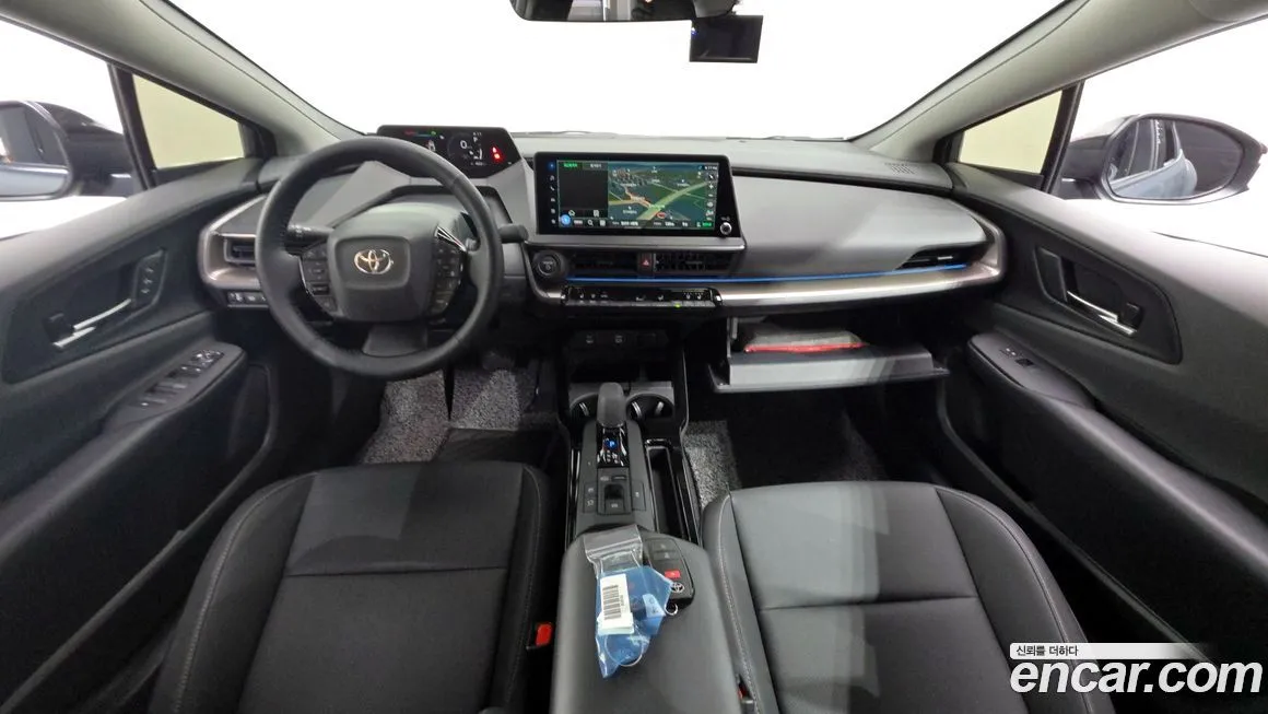 Toyota Prius 2024 из KR, фото 7