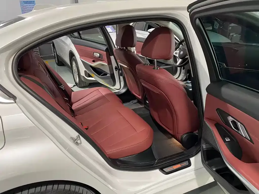 BMW i3 2024 из CN, фото 9