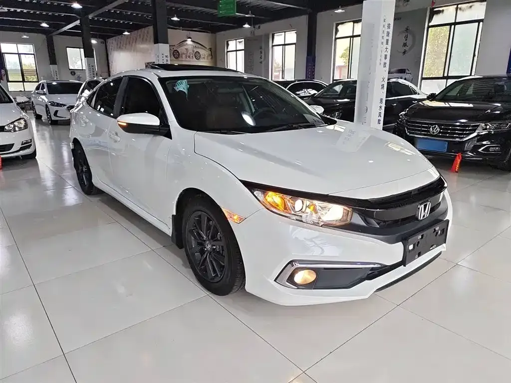 Honda Civic — фото 4