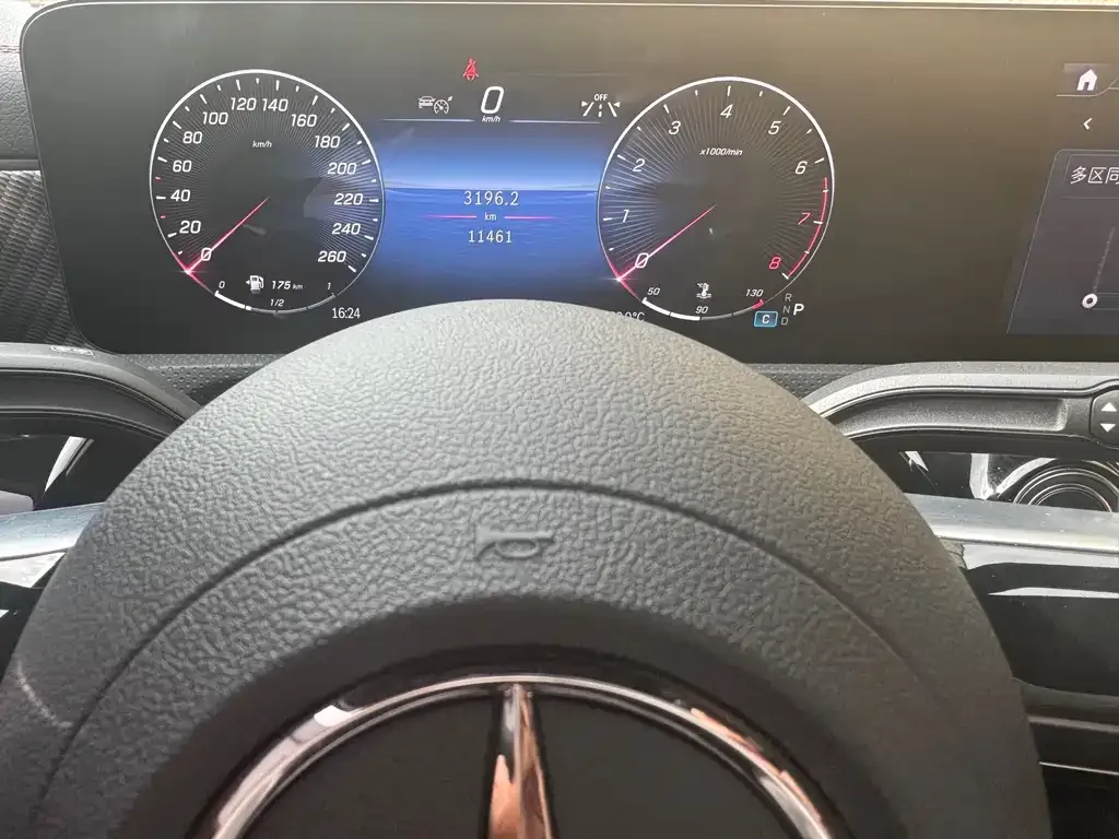 Mercedes-Benz A-Class 2024 из CN, фото 9