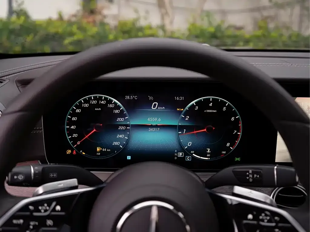 Mercedes-Benz E-Class 2023 из CN, фото 10