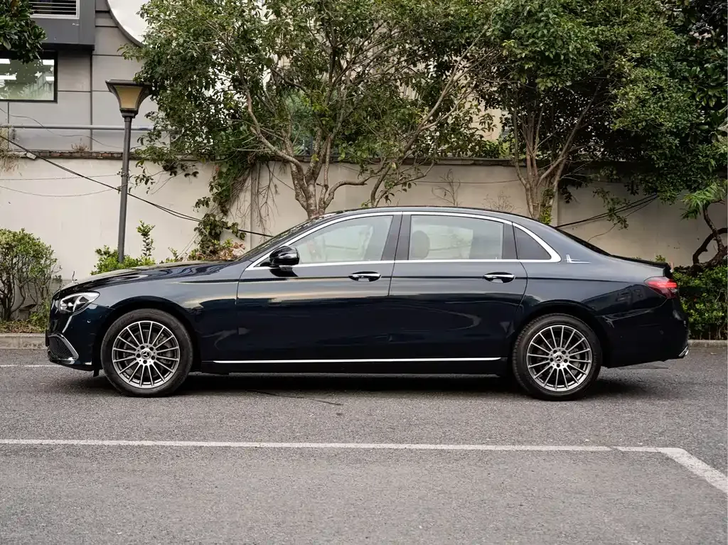Mercedes-Benz E-Class 2023 из CN, фото 3