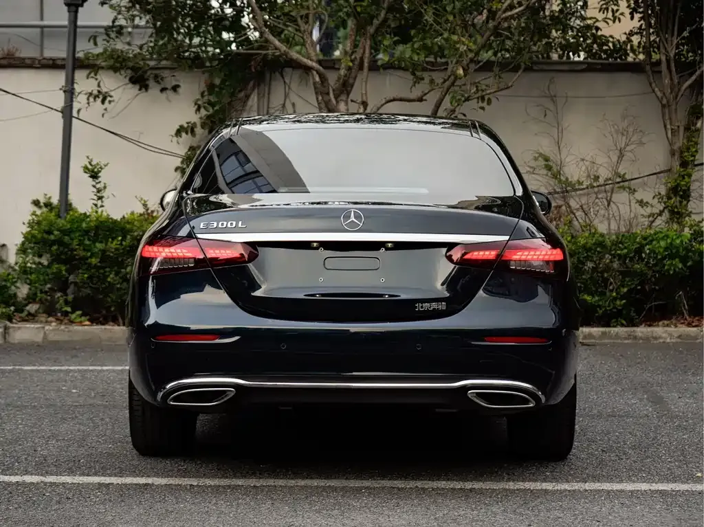 Mercedes-Benz E-Class 2023 из CN, фото 5