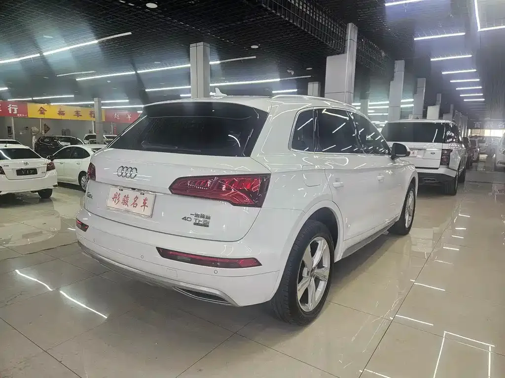 Audi Q5L 2021 из CN, фото 9