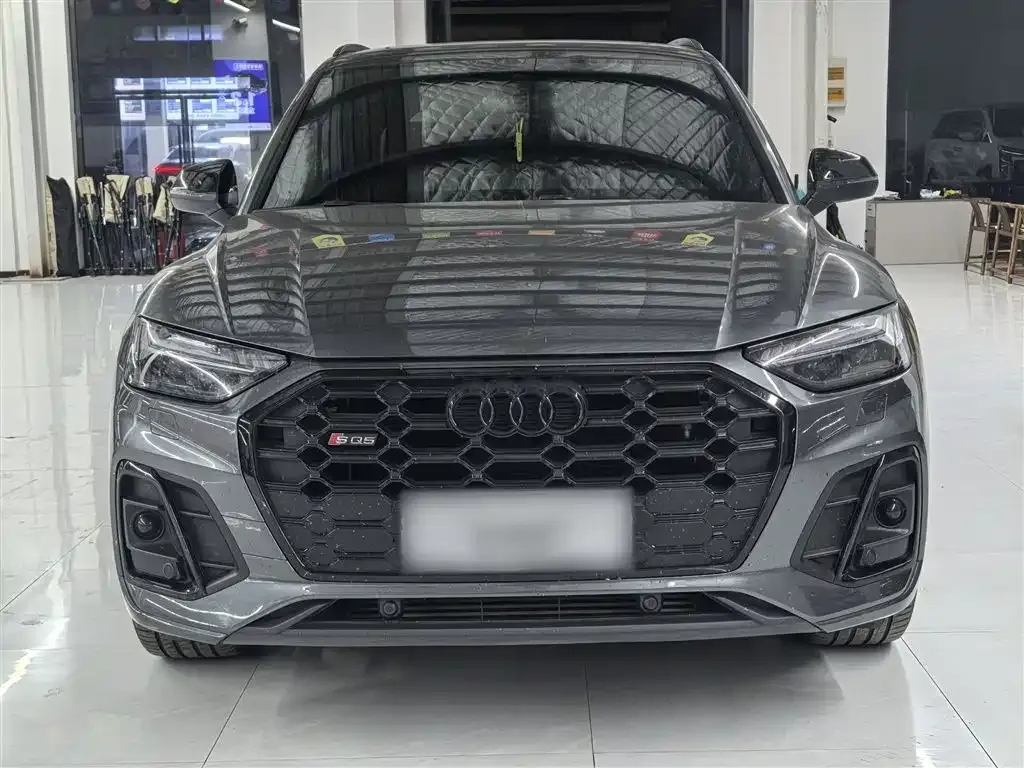 Audi SQ5 2022 из CN, фото 3