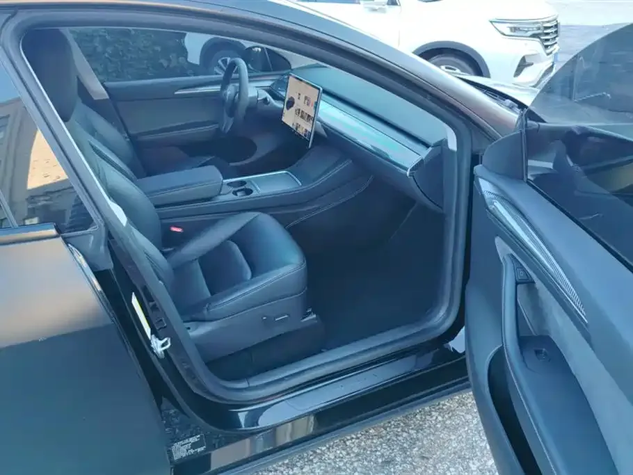 Tesla Model Y 2021 из CN, фото 8