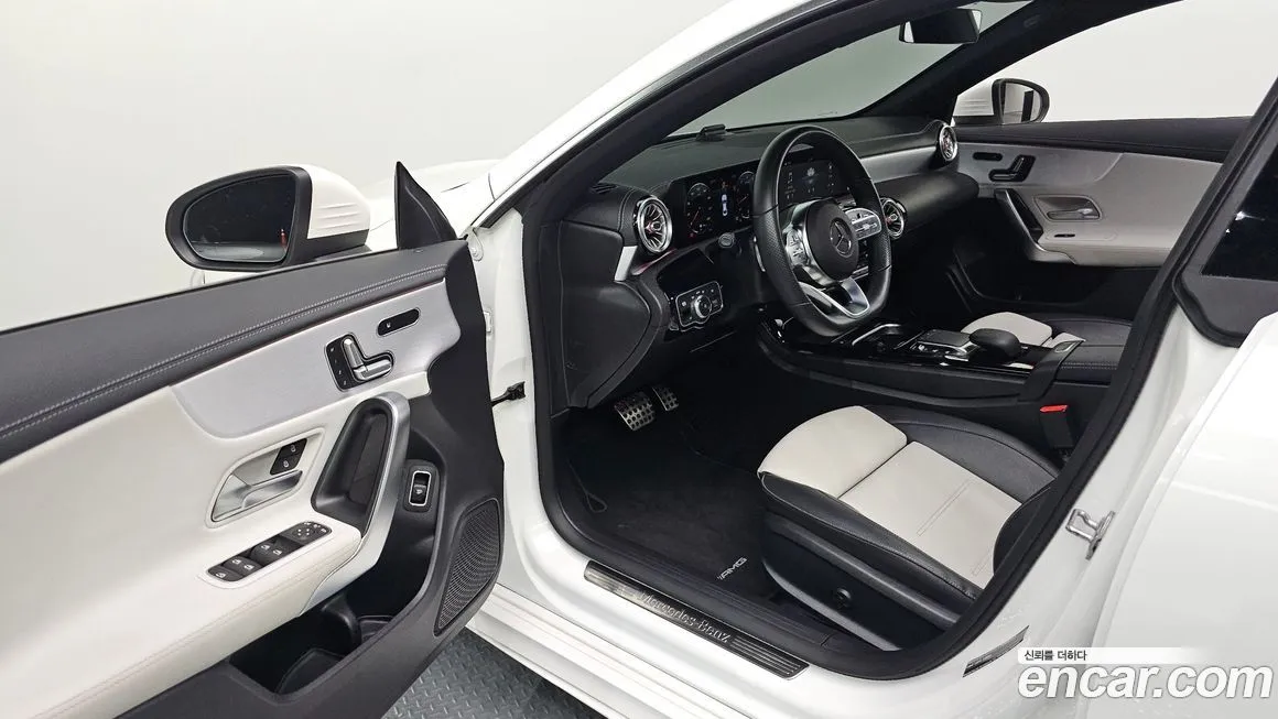 Mercedes-Benz CLA-Class — фото 10