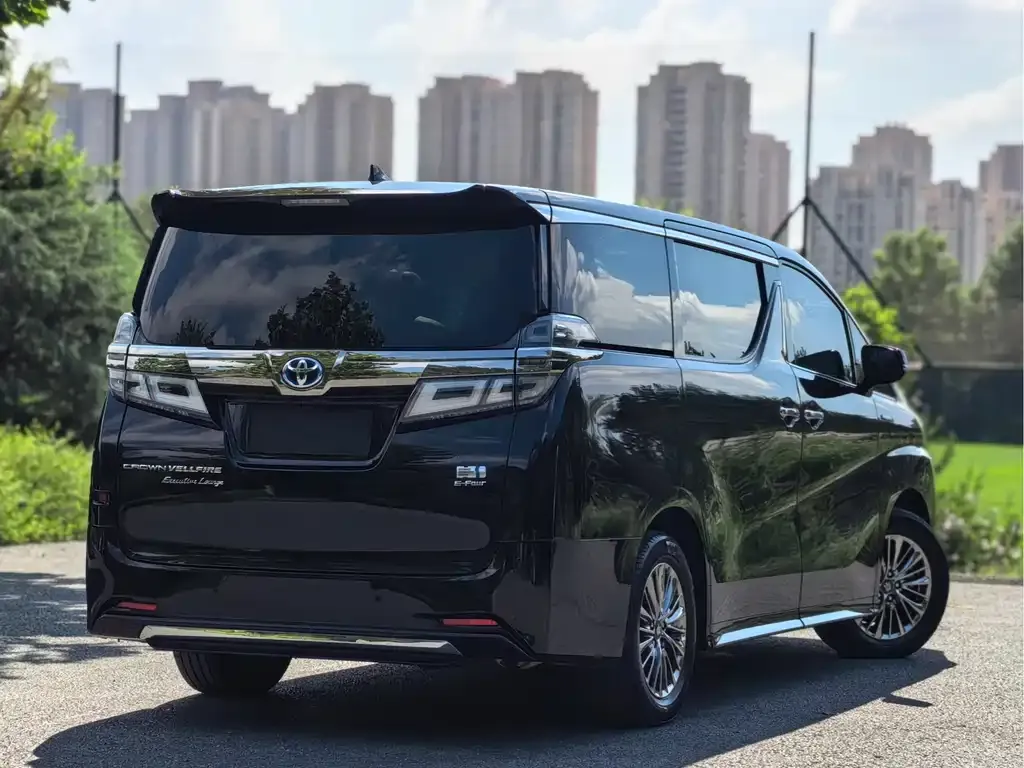 Toyota Vellfire 2022 из CN, фото 6