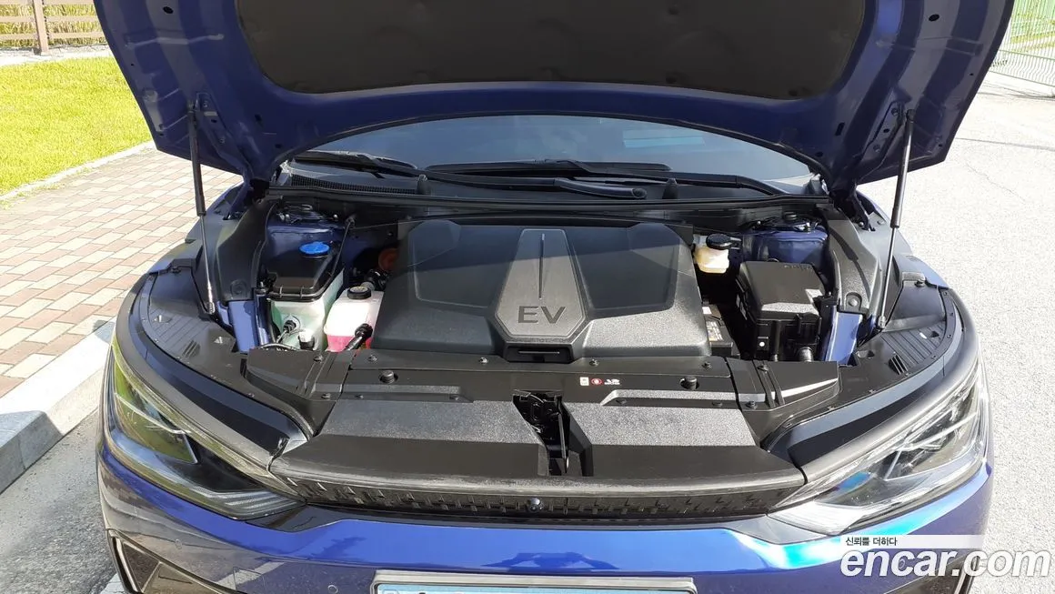 Kia EV6 2023 из KR, фото 6