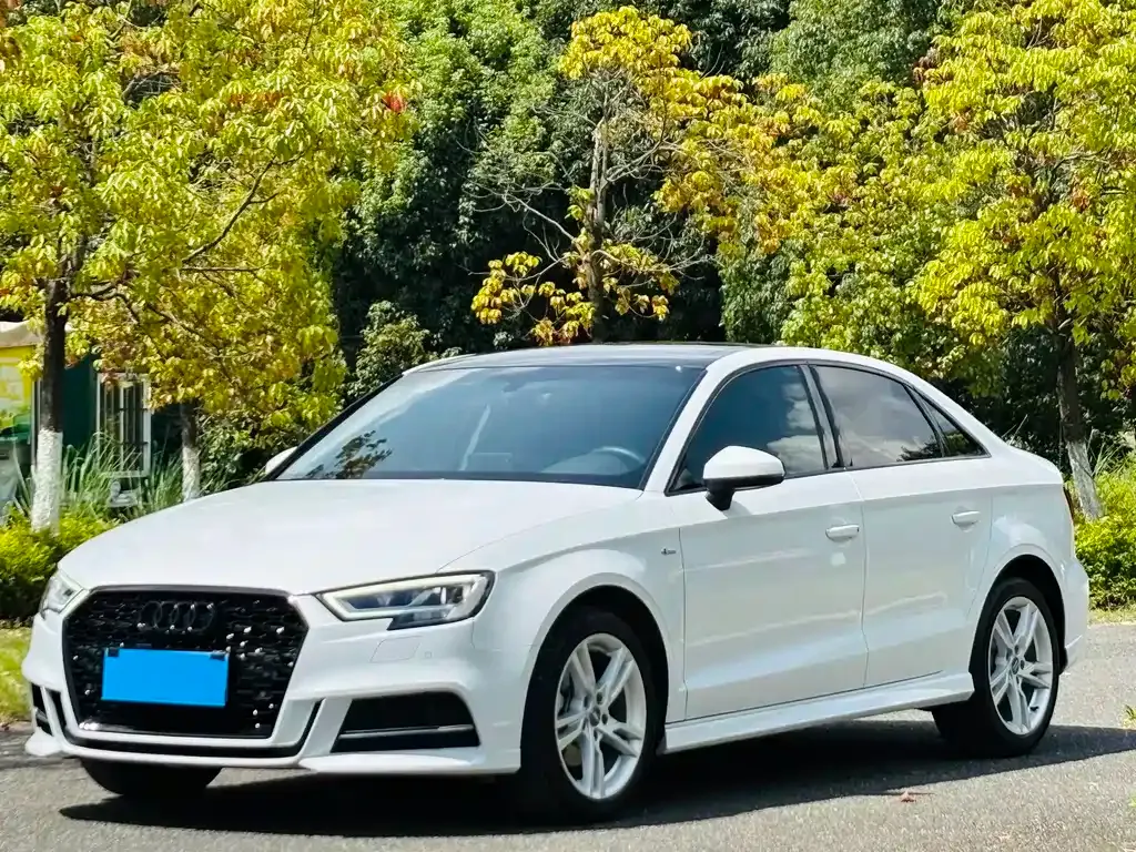 Audi A3 2021 из CN, фото 1
