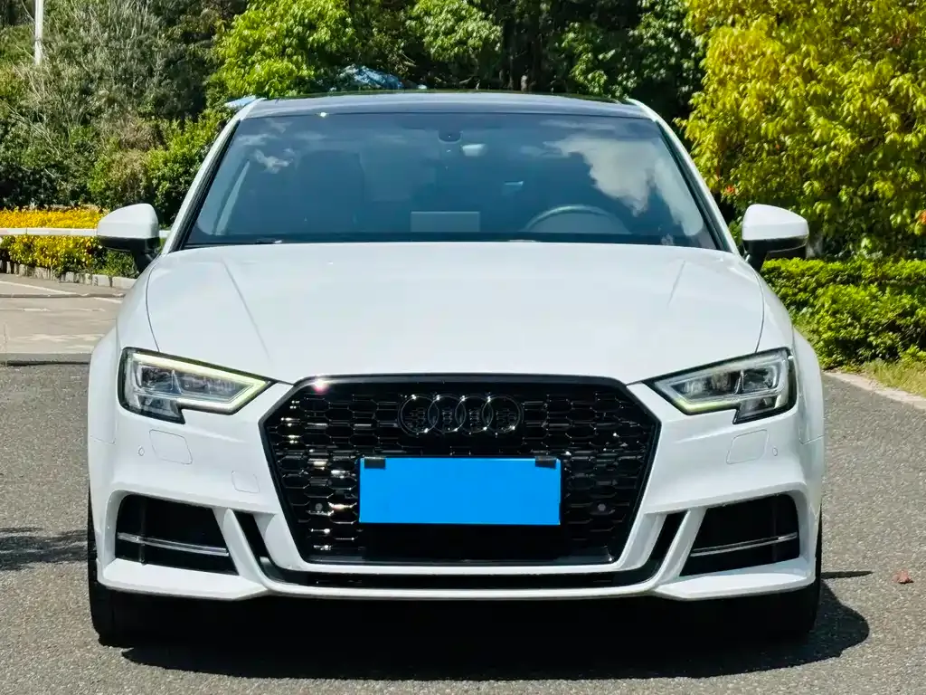 Audi A3 2021 из CN, фото 2