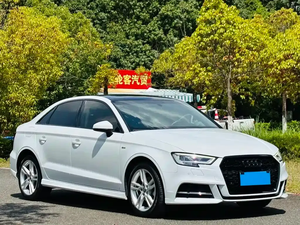Audi A3 2021 из CN, фото 3